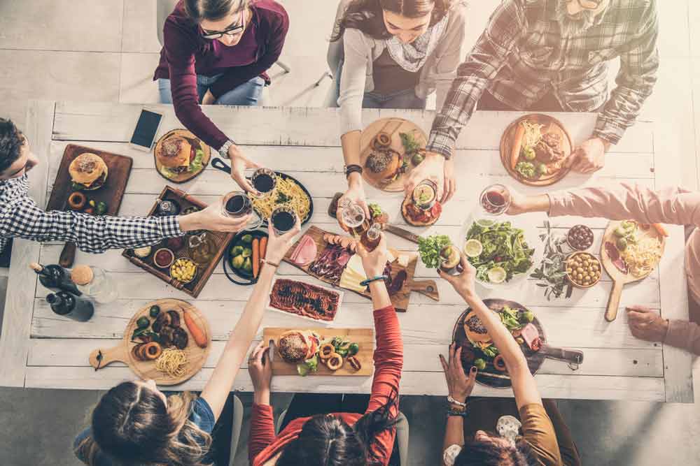 Tips to avoid overspending this summer