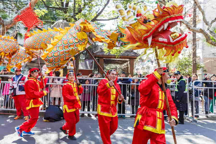Chinese New Year dragon festival dancers